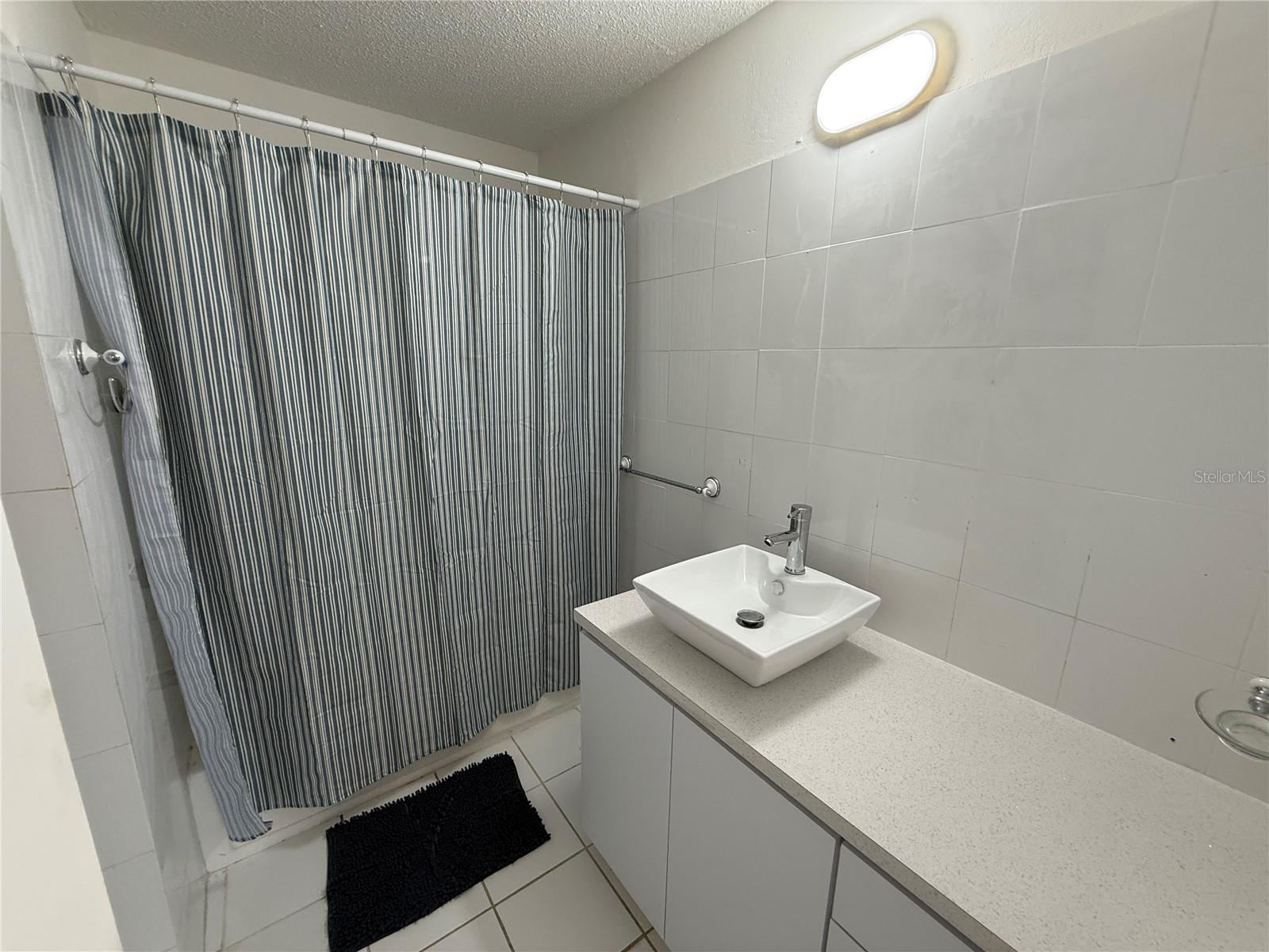 4123 ISLA VERDE AVE #203