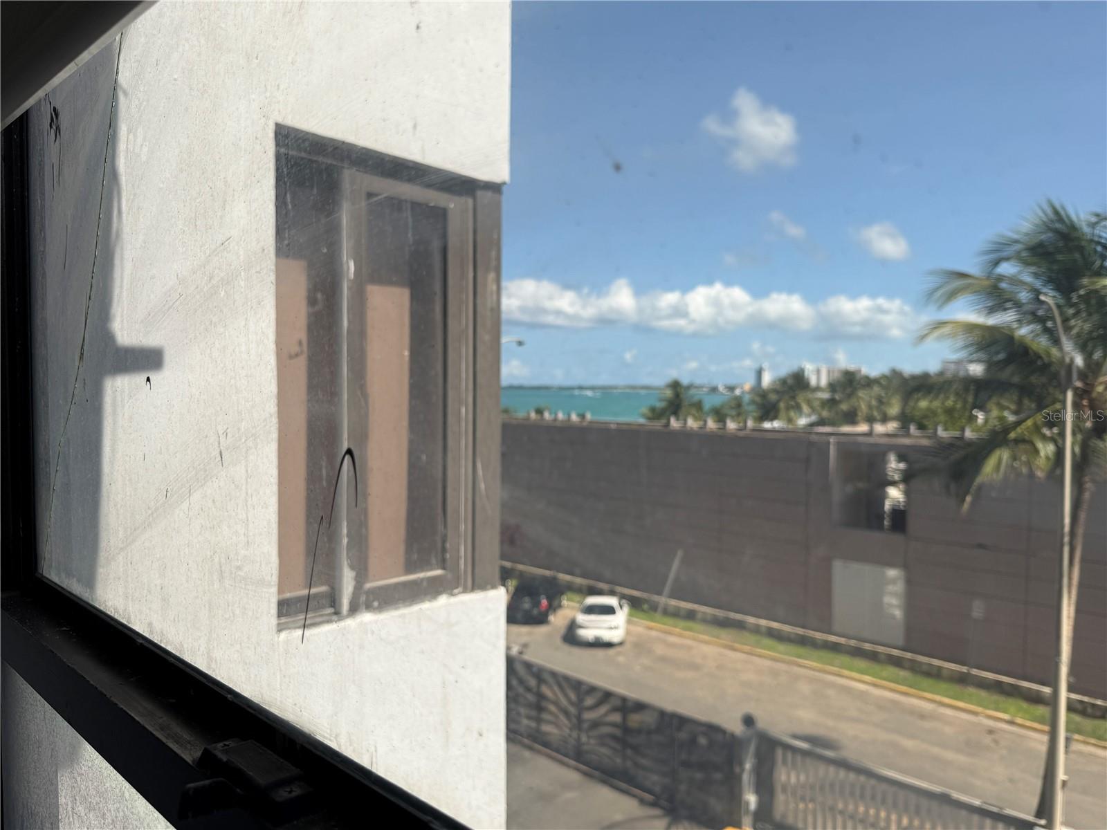 4123 ISLA VERDE AVE #203