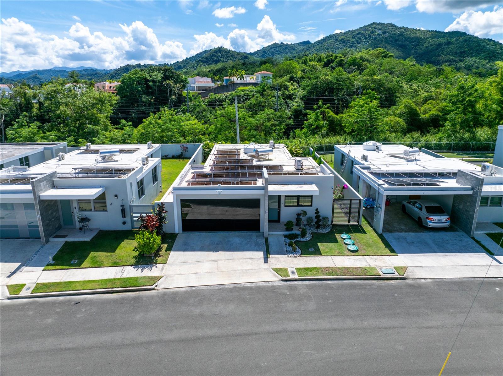 E-10 CALLE PAISAJE #E-10