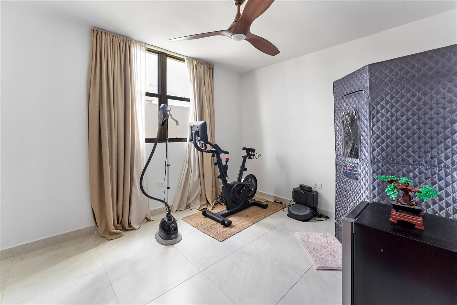 E-10 CALLE PAISAJE #E-10