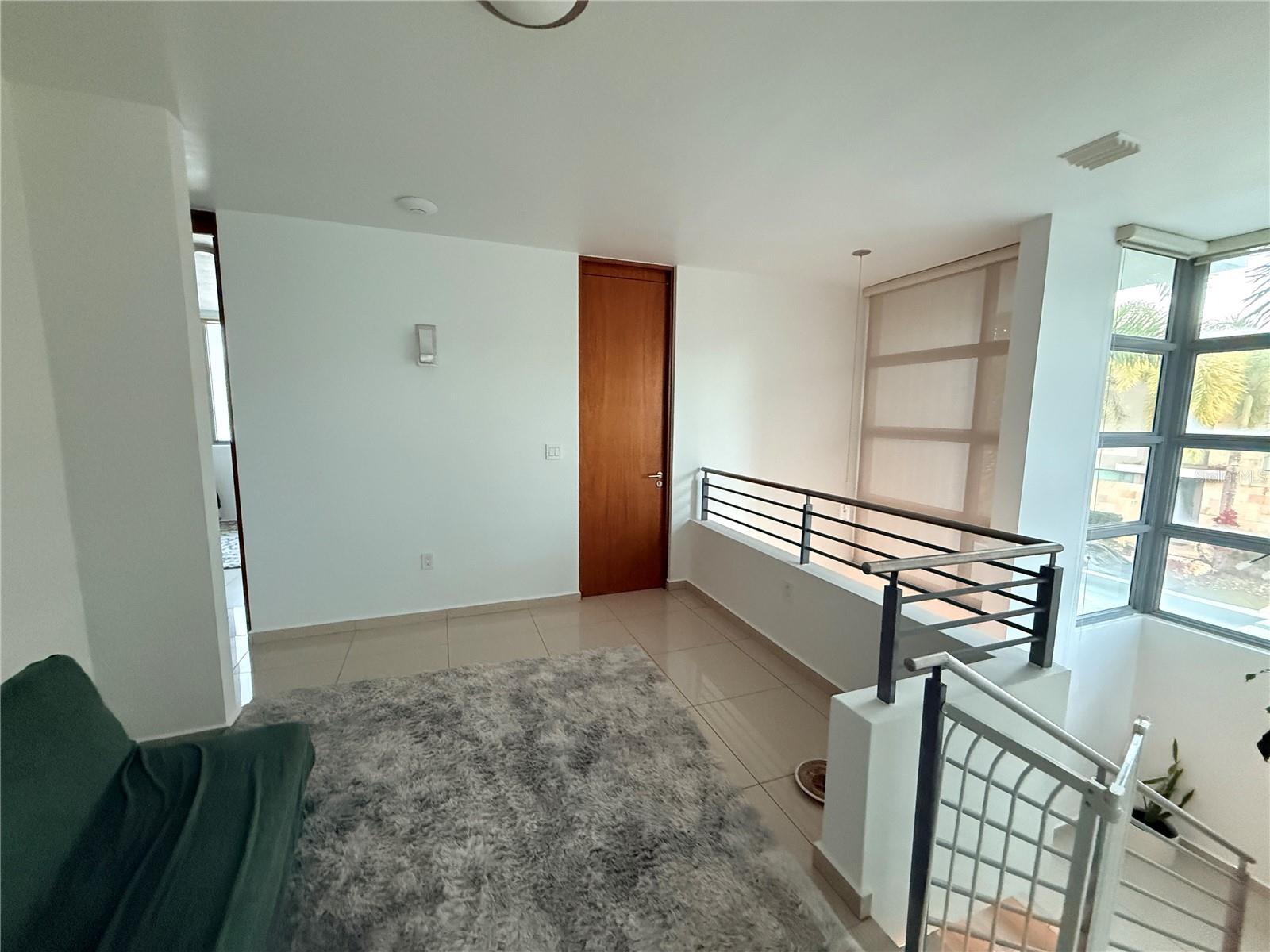 Senderos en Montehiedra COBALTO #12