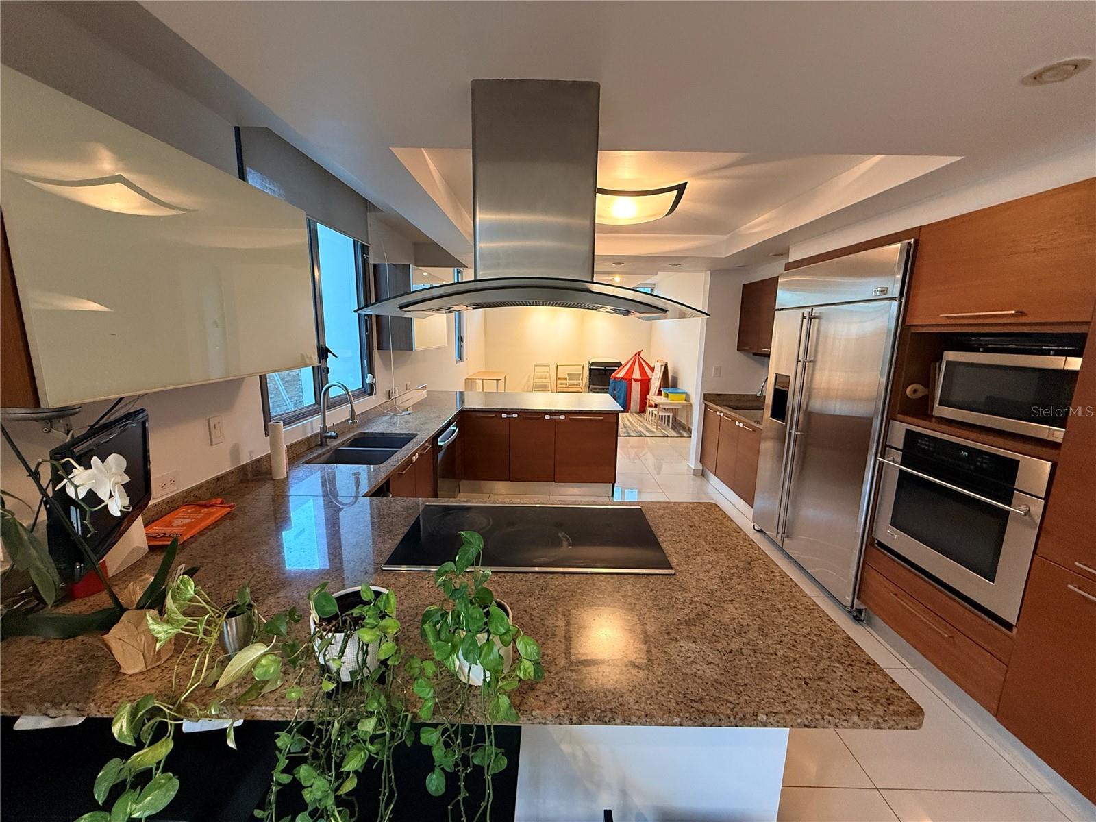 Senderos en Montehiedra COBALTO #12