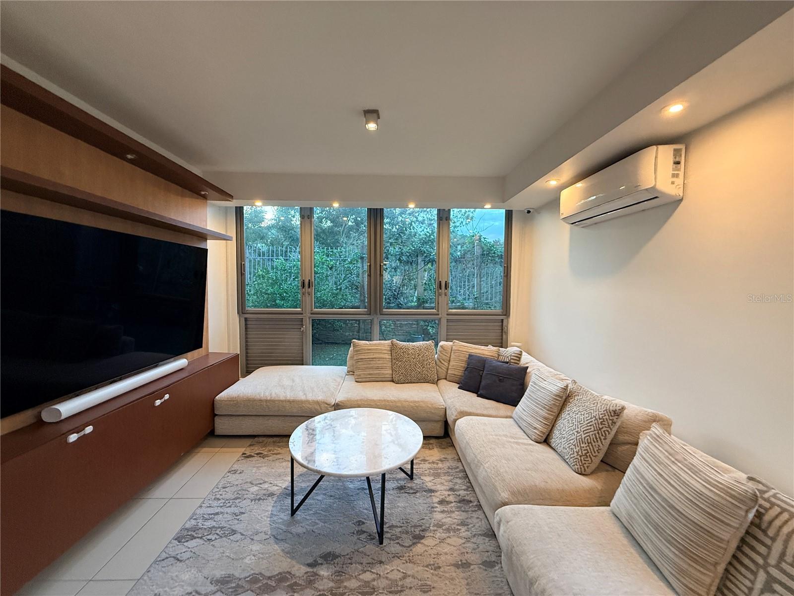 Senderos en Montehiedra COBALTO #12