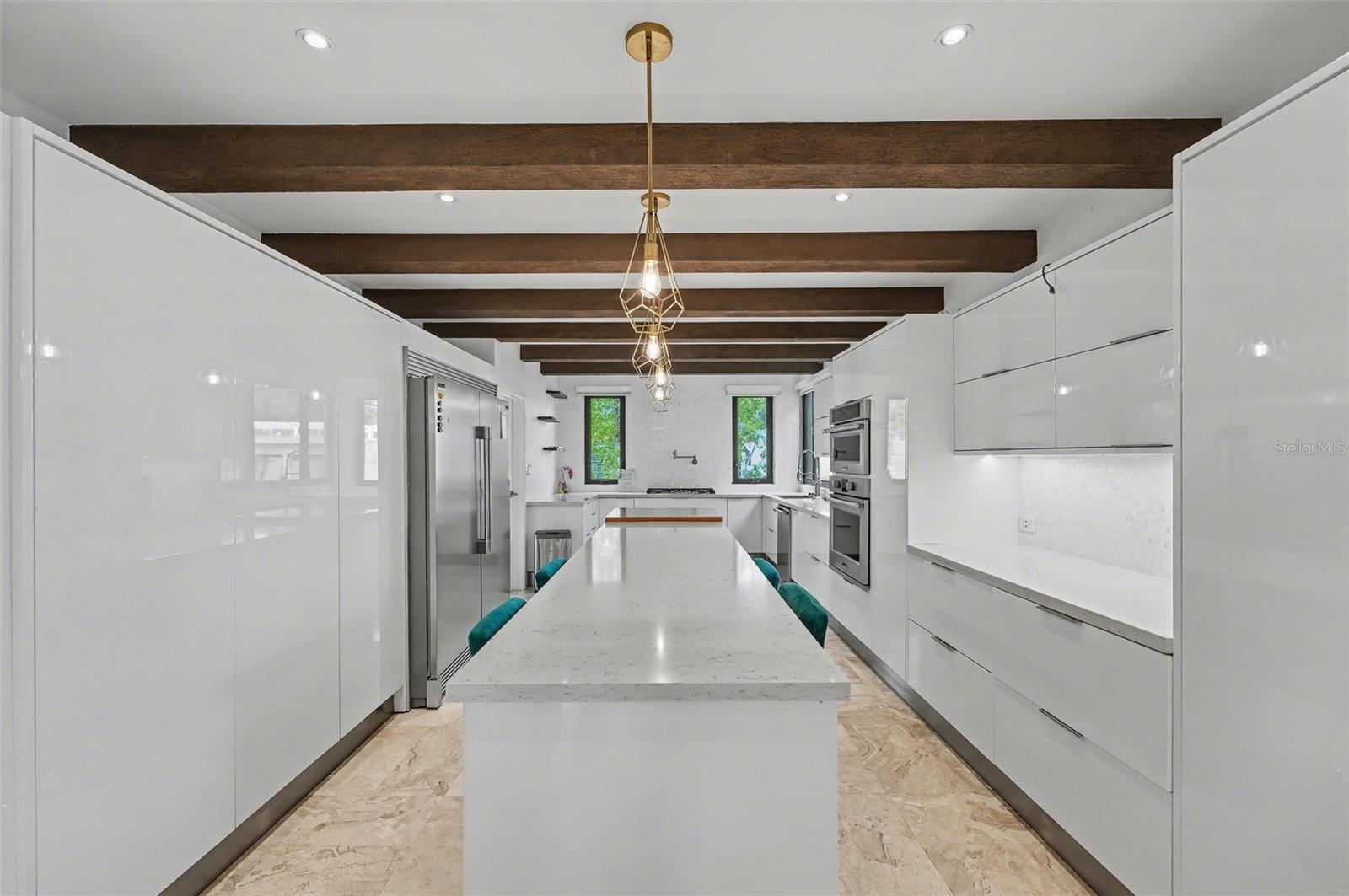 B1 CALLE SANTA ISABEL #B1