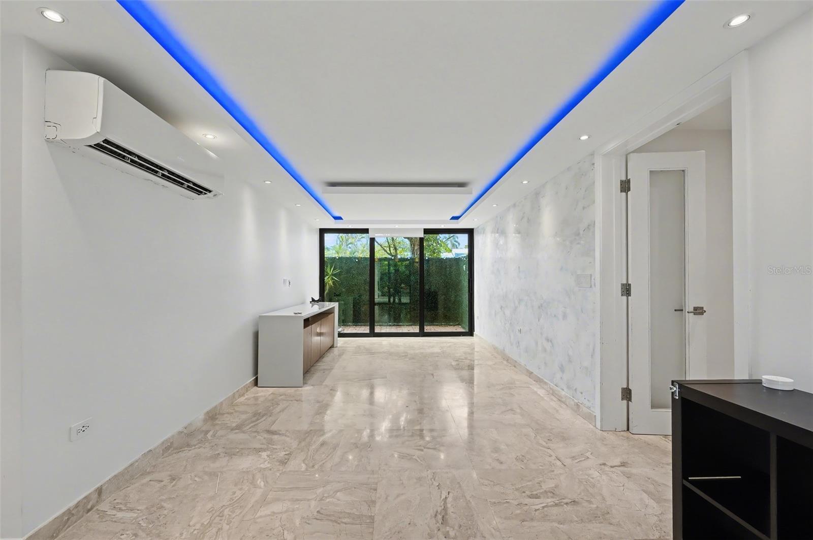 B1 CALLE SANTA ISABEL #B1