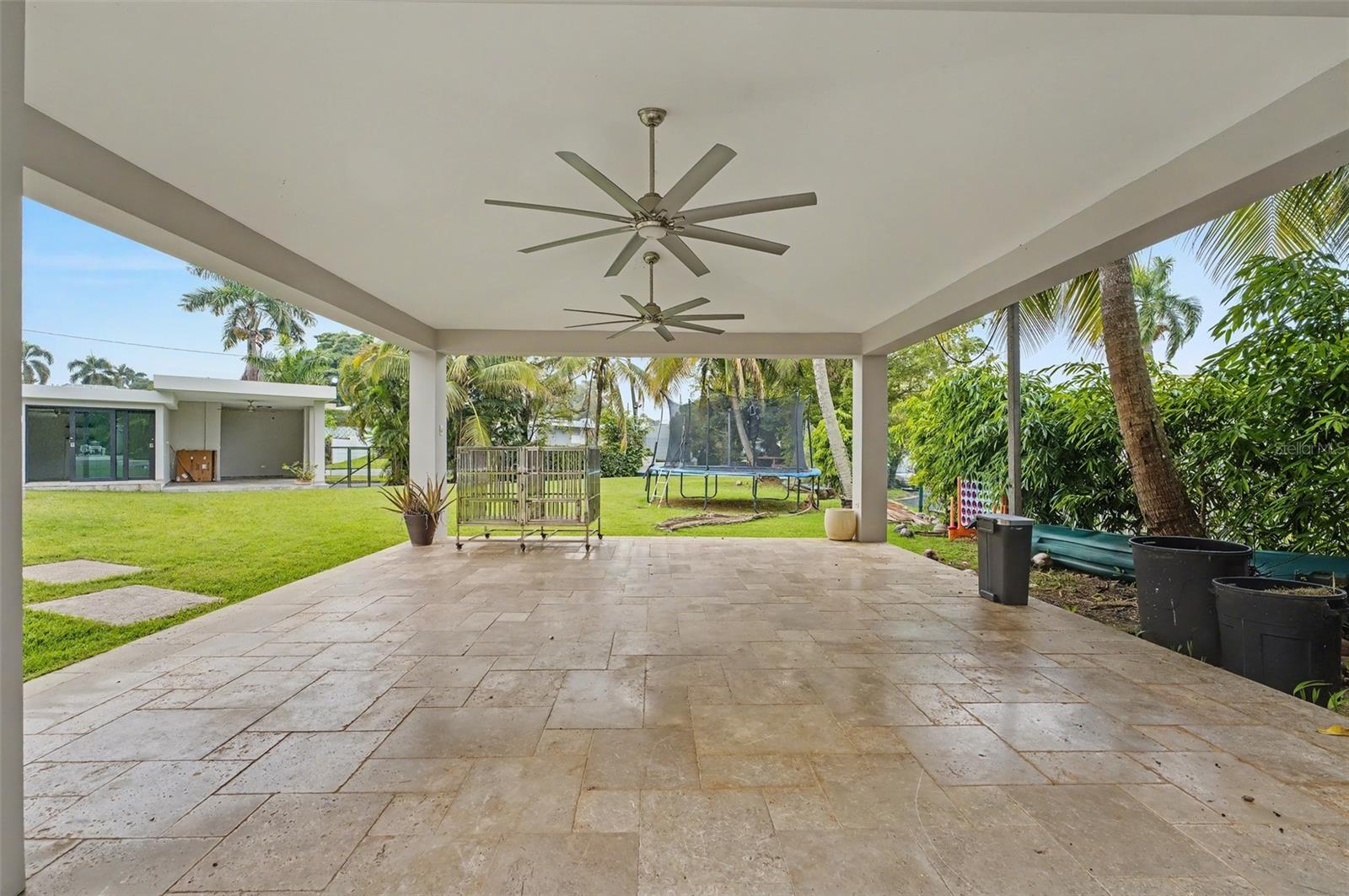 B1 CALLE SANTA ISABEL #B1