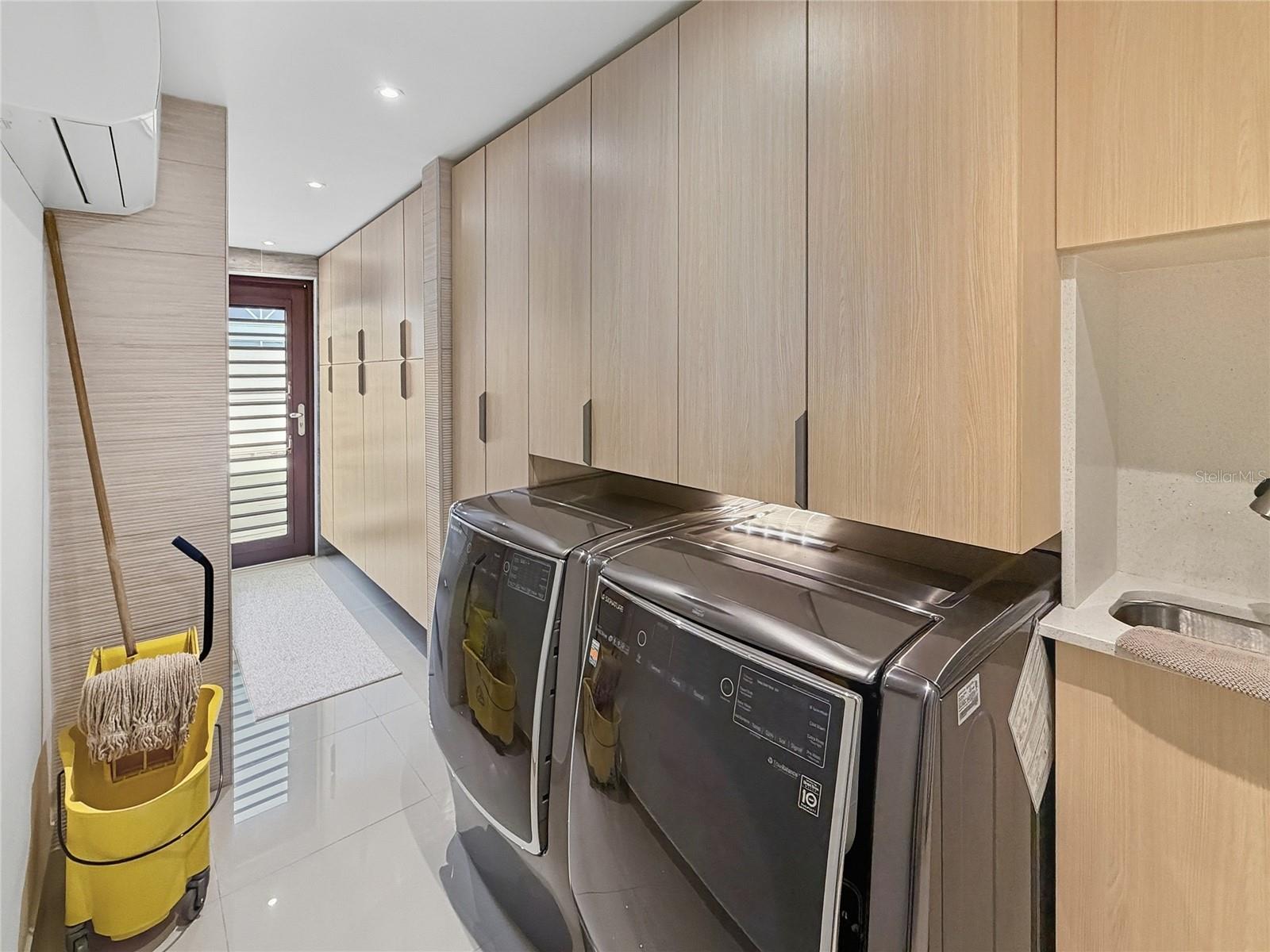 78 CALLE LOS YAGRUMOS #78