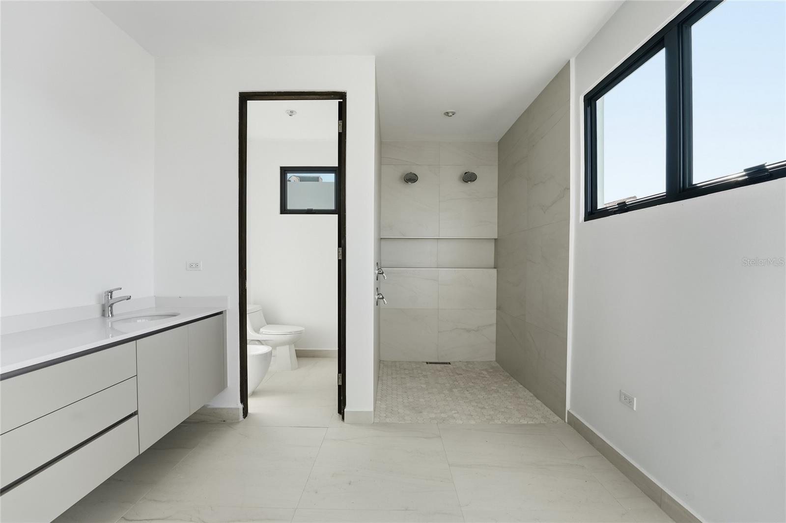 804 CAMINO DE LAS VERBENAS