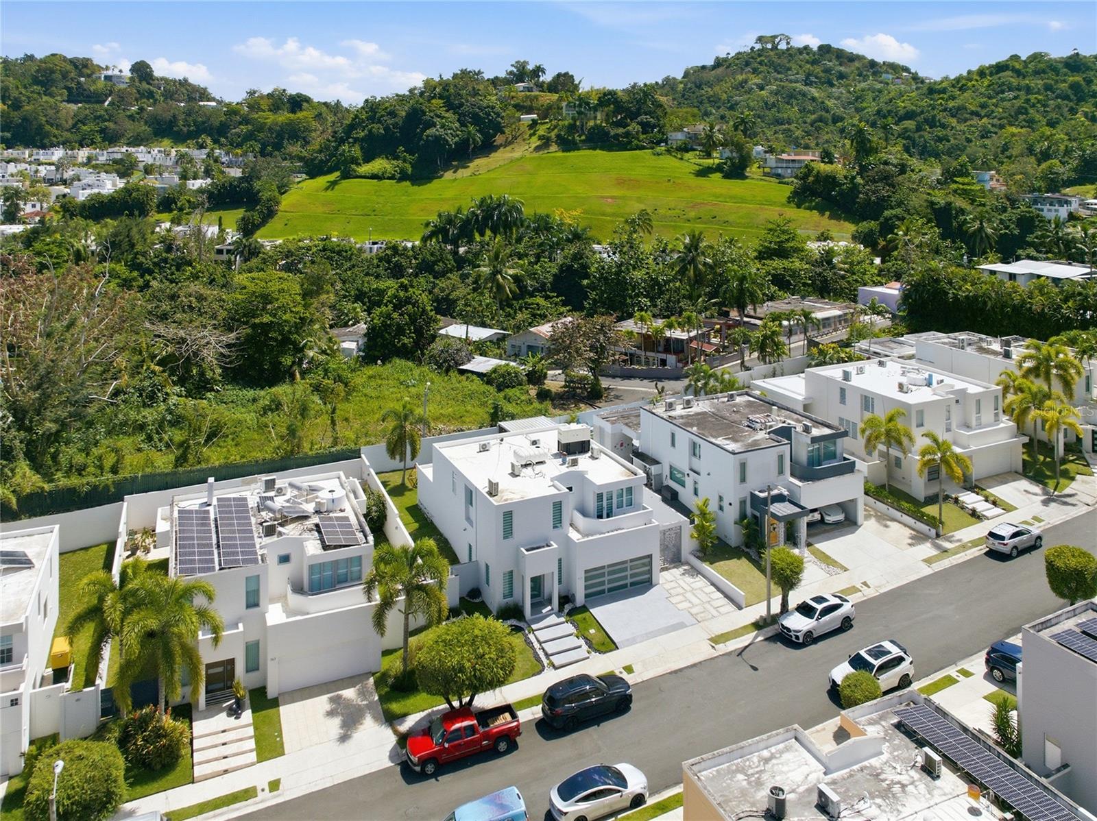 748 CALLE VALLE DEL TOA #748