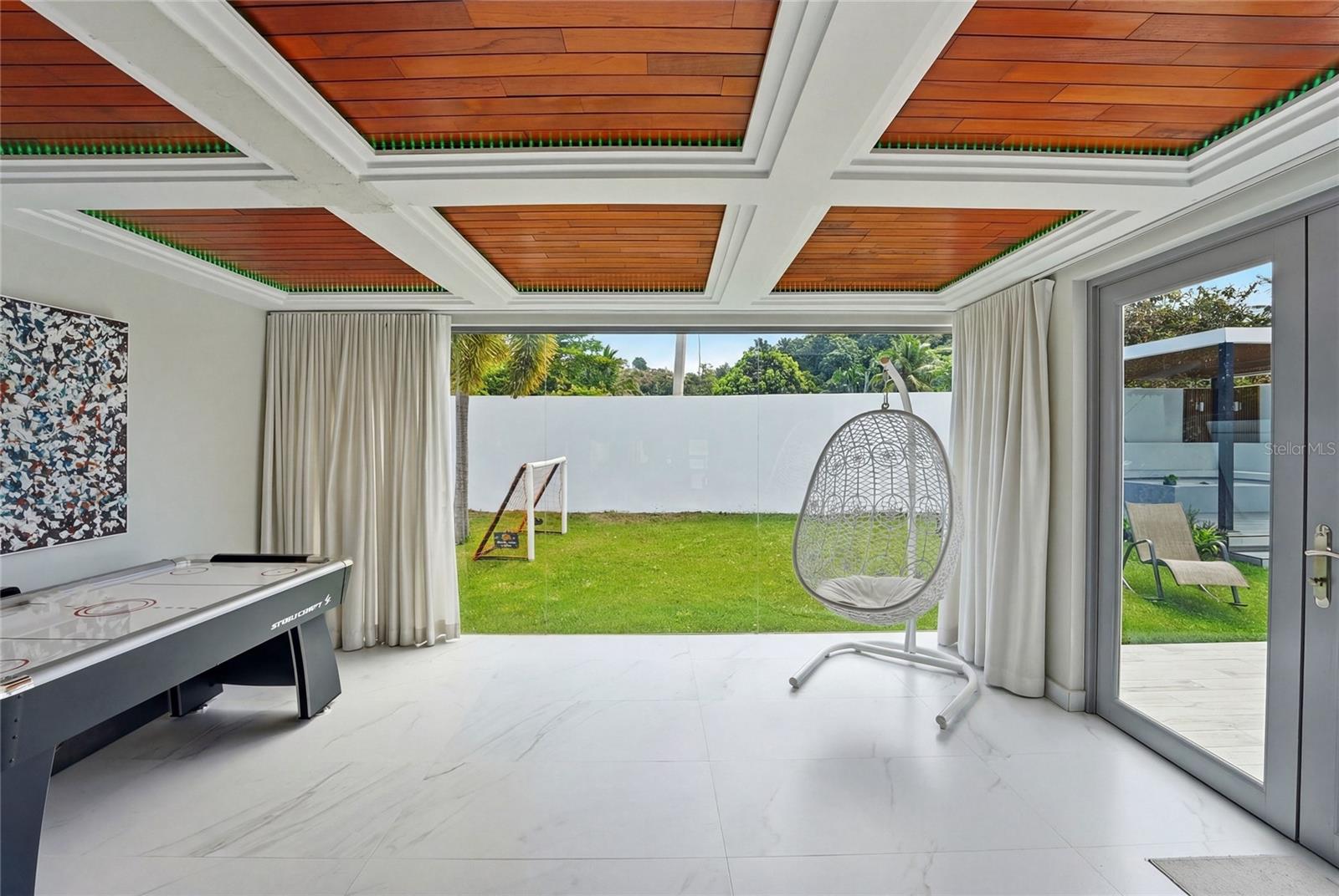 748 CALLE VALLE DEL TOA #748