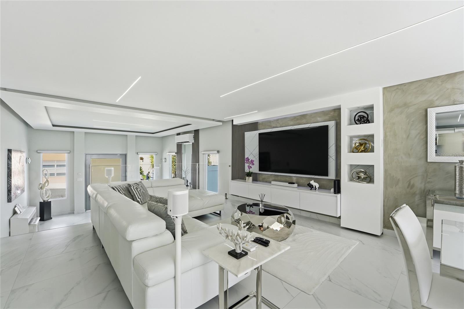 748 CALLE VALLE DEL TOA #748