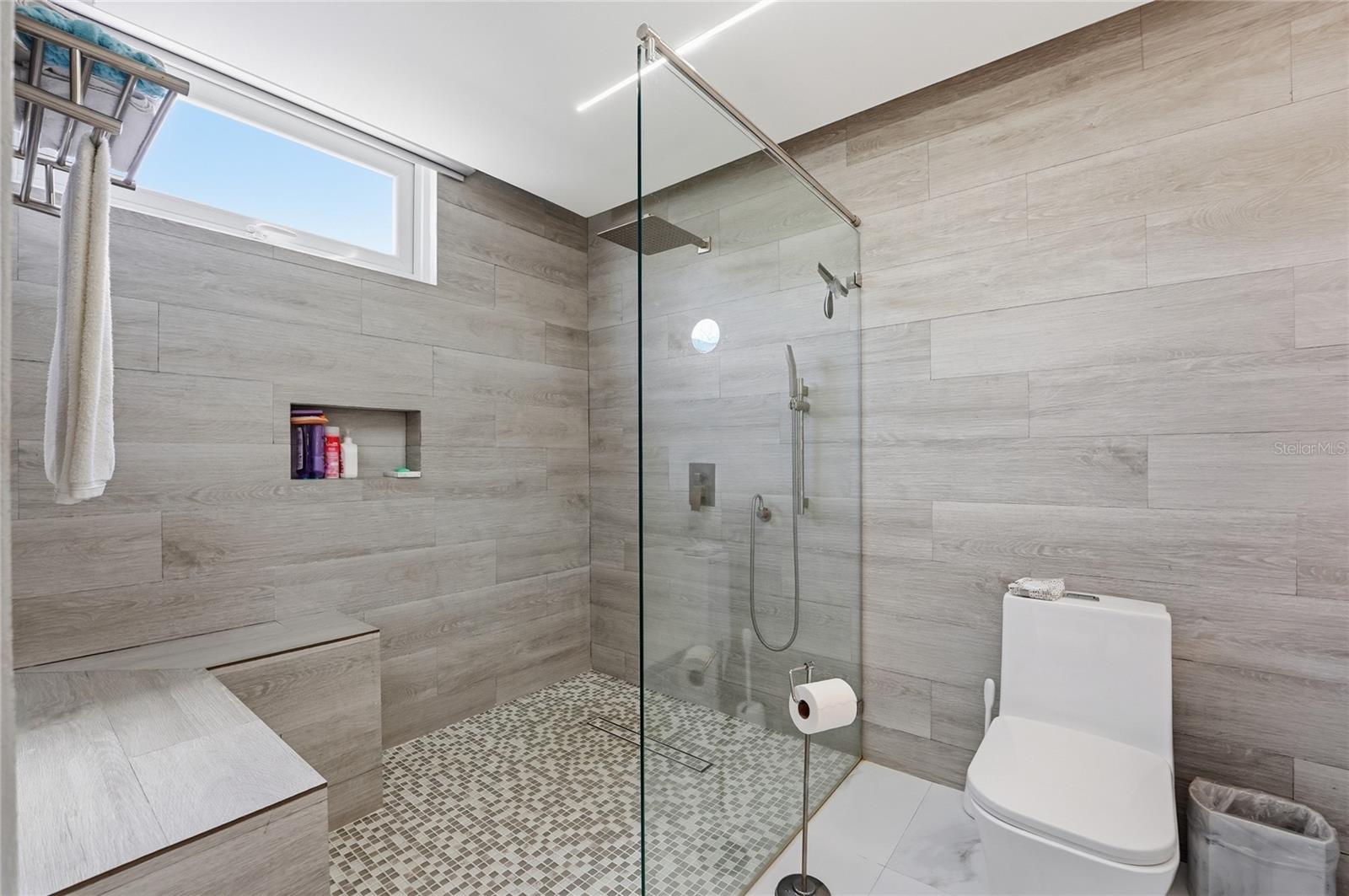 748 CALLE VALLE DEL TOA #748