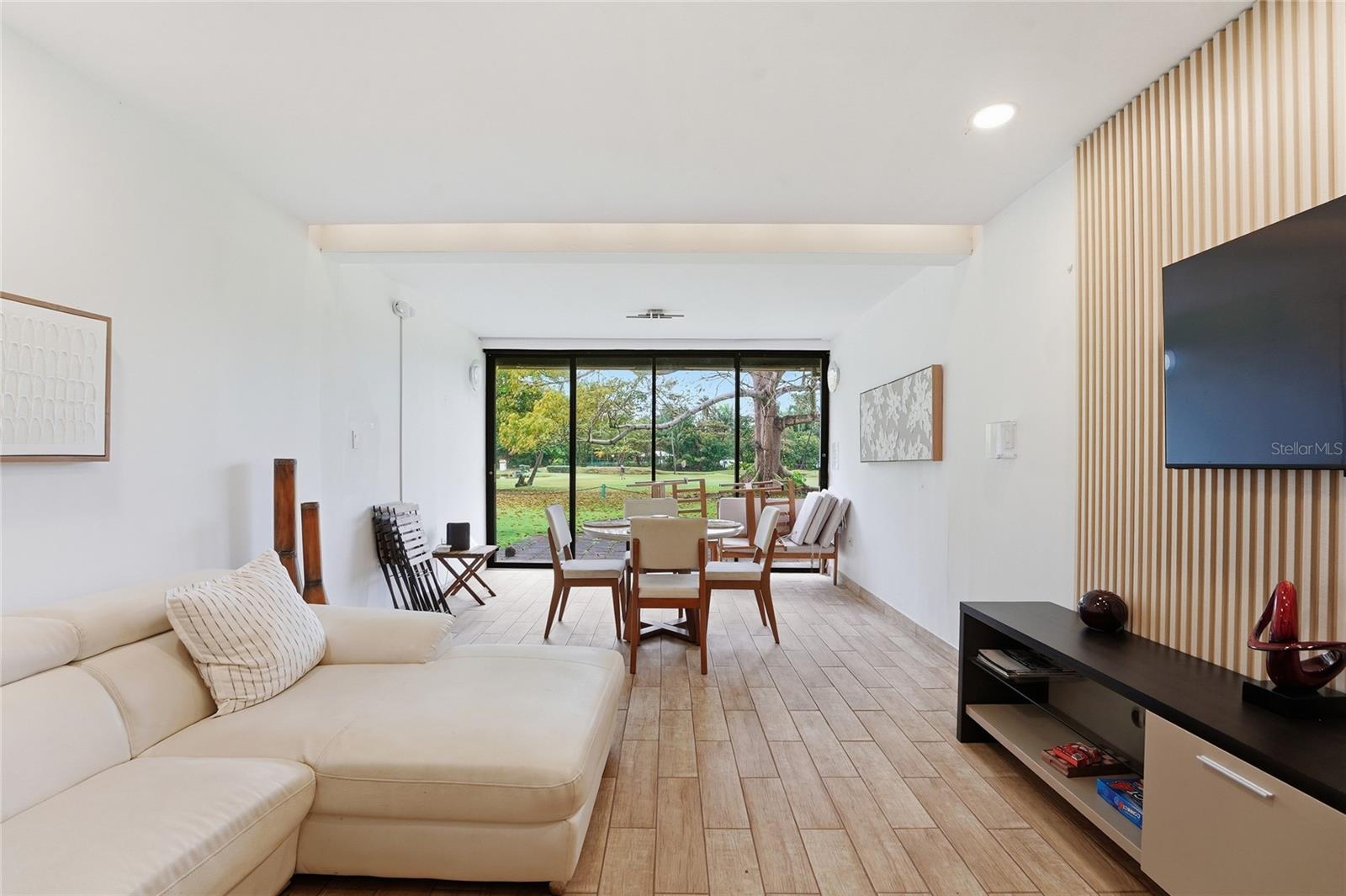 83 BEACH VILLAGE DR #83