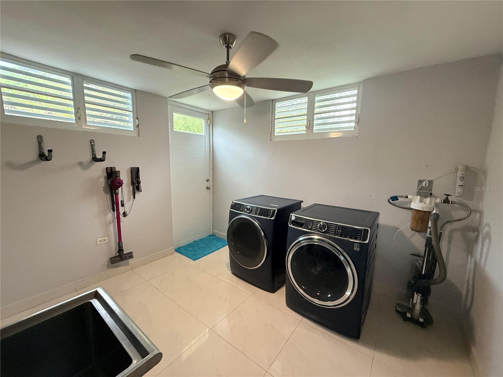 C3 GREEN VALLEY DRIVE