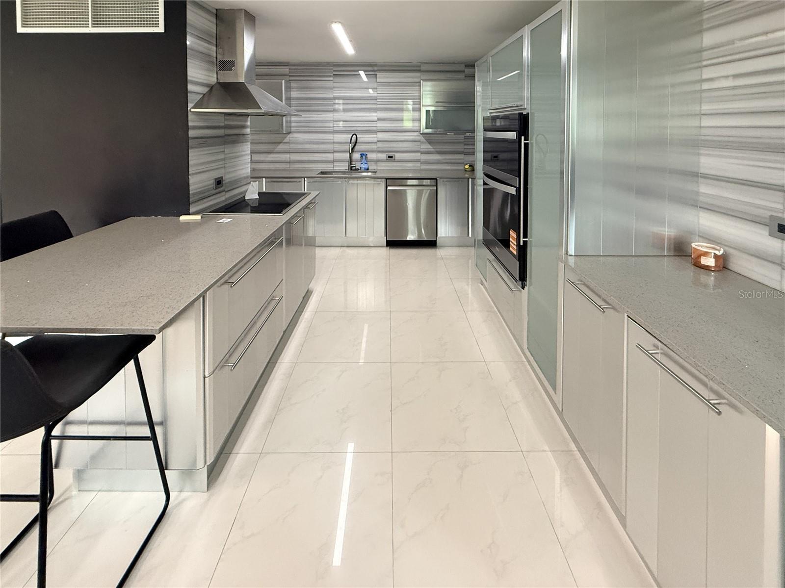 C3 GREEN VALLEY DRIVE