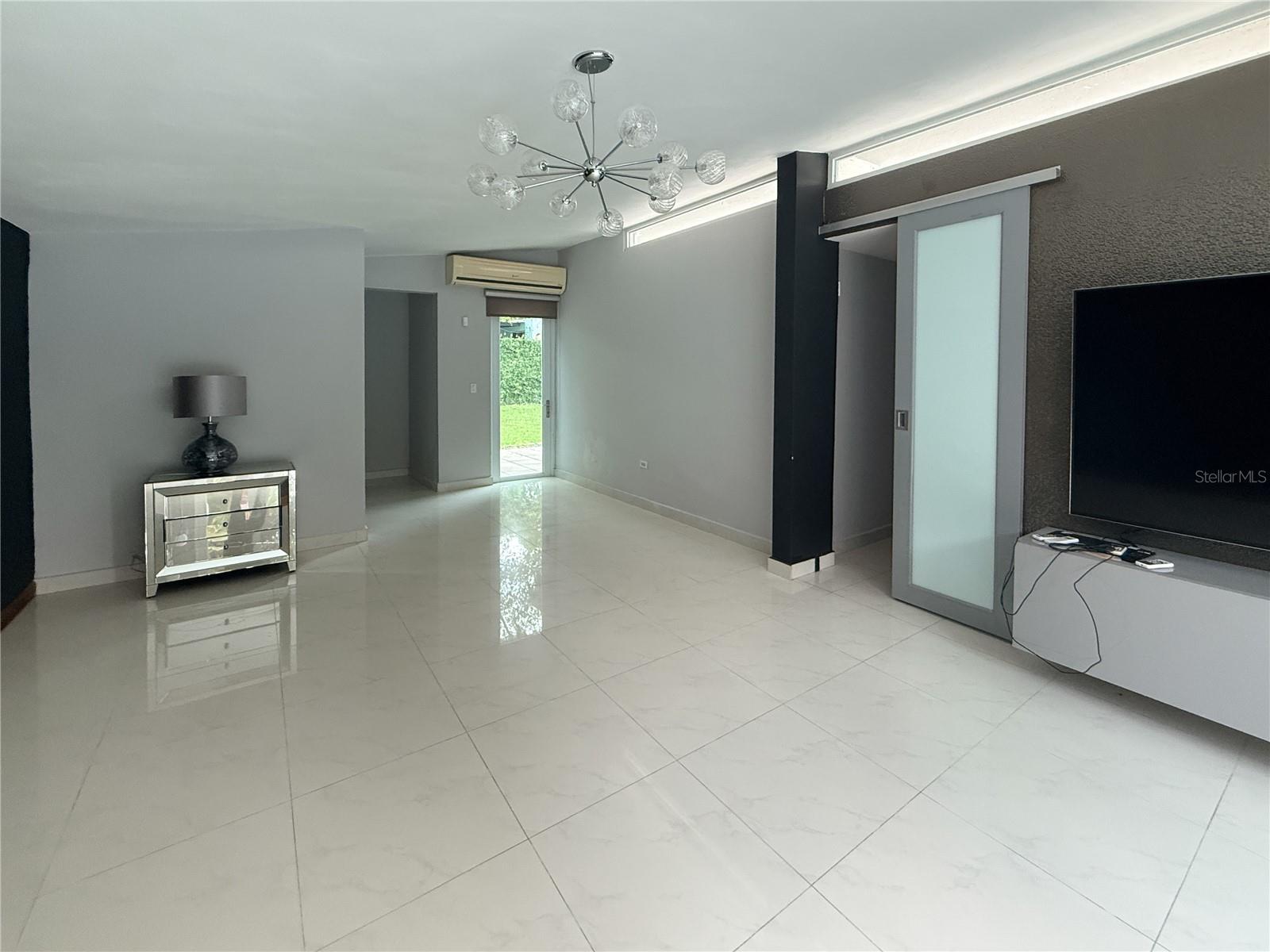 C3 GREEN VALLEY DRIVE