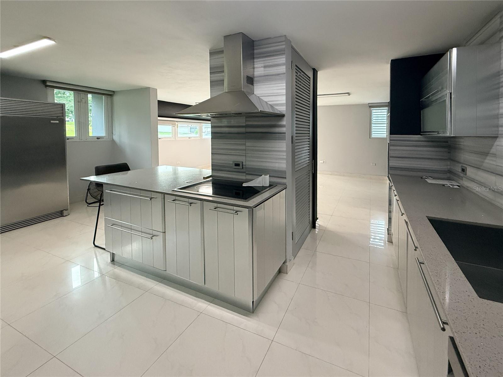 C3 GREEN VALLEY DRIVE