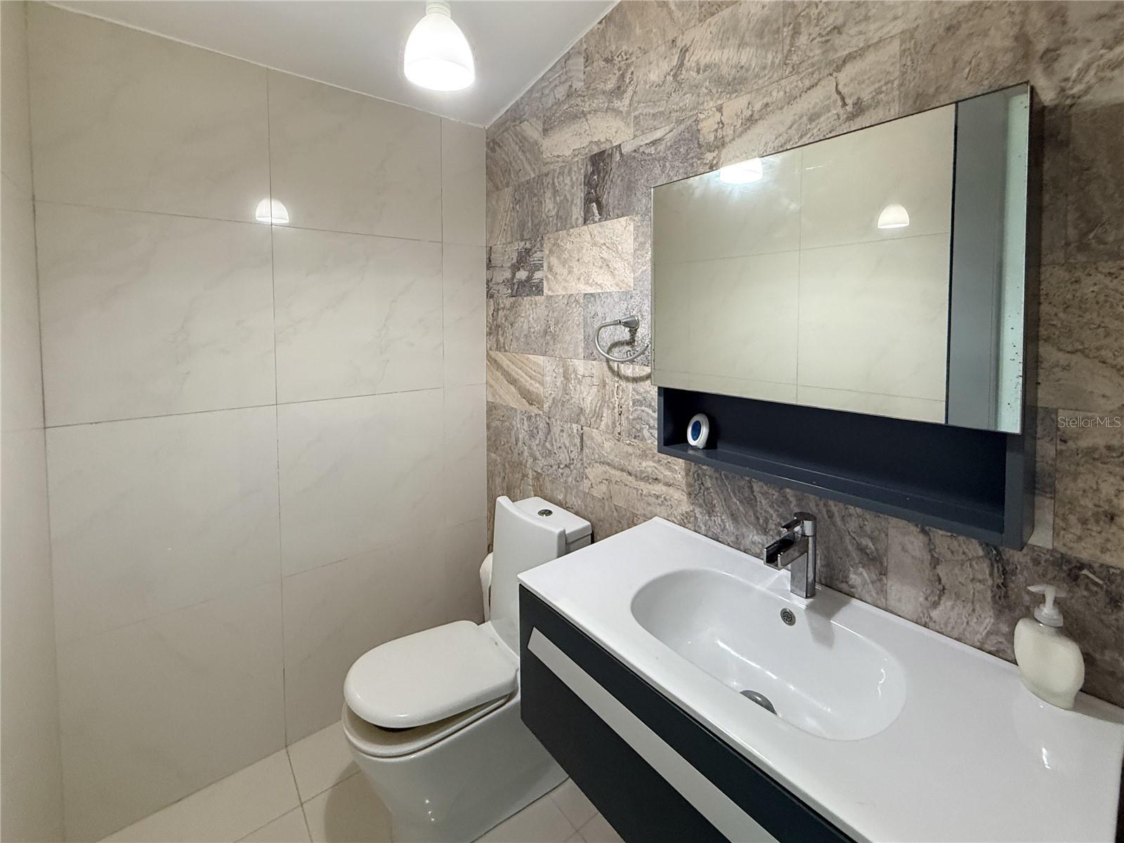 C3 GREEN VALLEY DRIVE