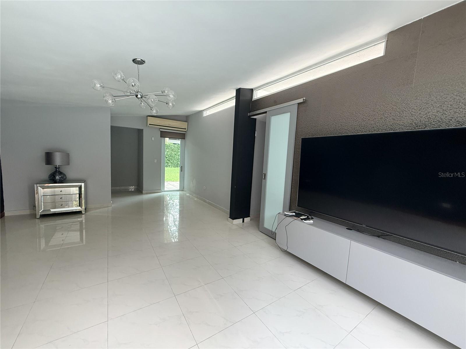 C3 GREEN VALLEY DRIVE