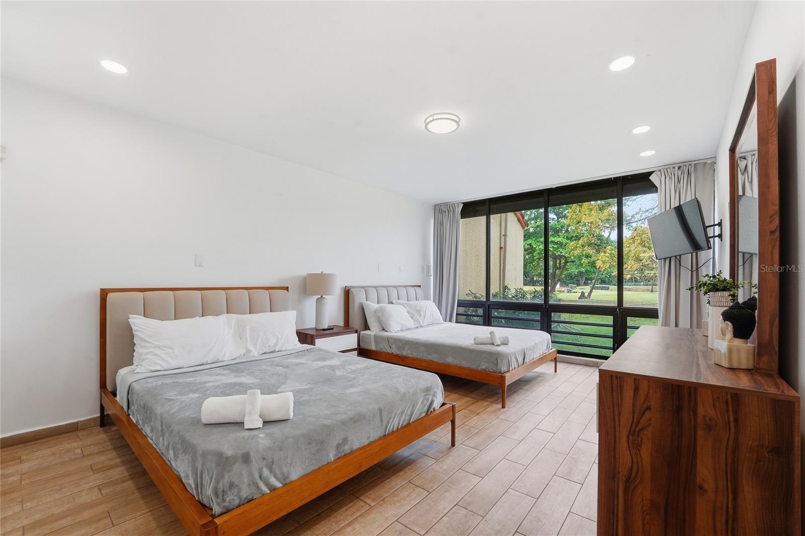 83 BEACH VILLAGE DR #83