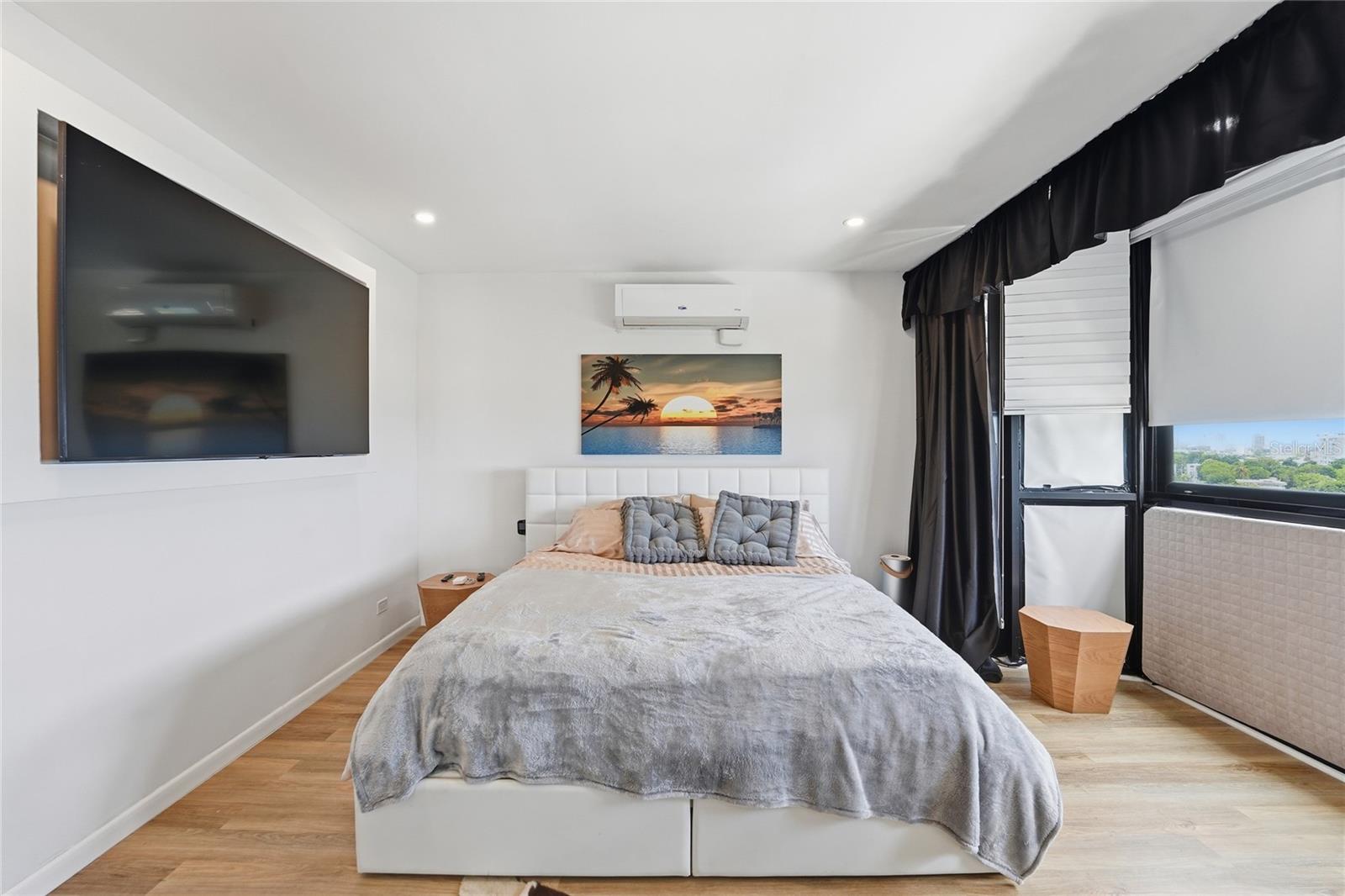 INGA 1 N COSTAMAR CONDOMINIUM #PH