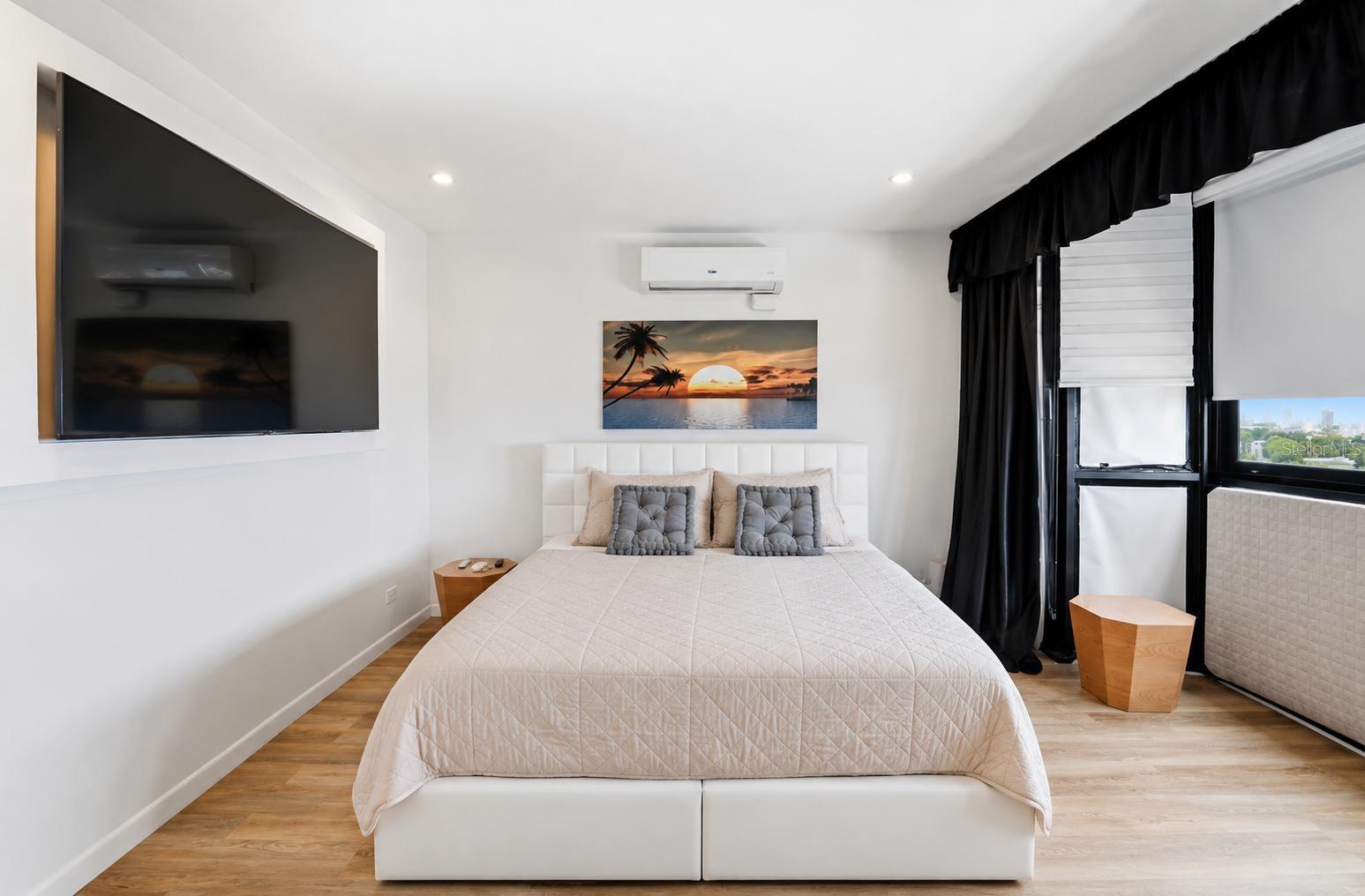 INGA 1 N COSTAMAR CONDOMINIUM #PH