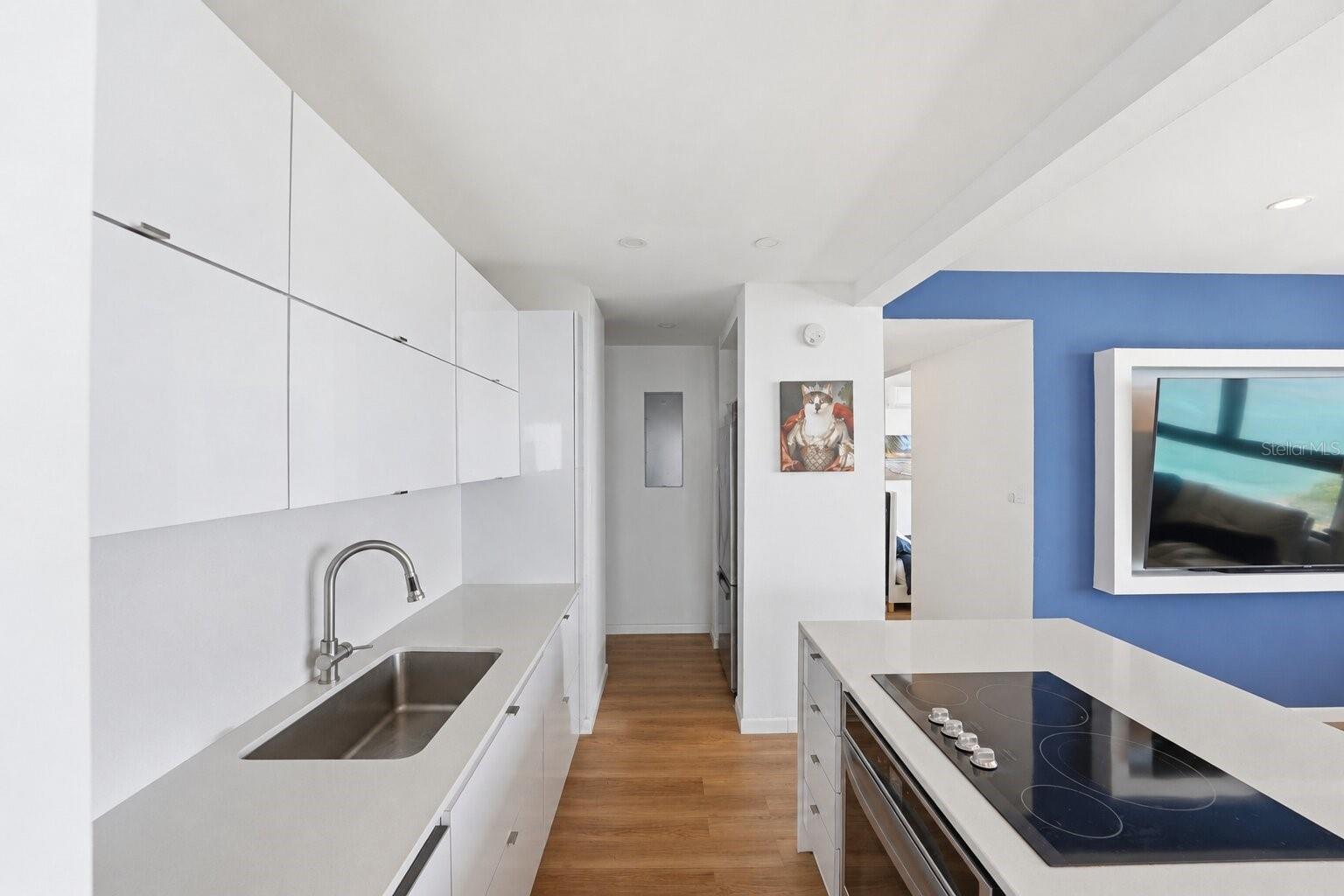 INGA 1 N COSTAMAR CONDOMINIUM #PH
