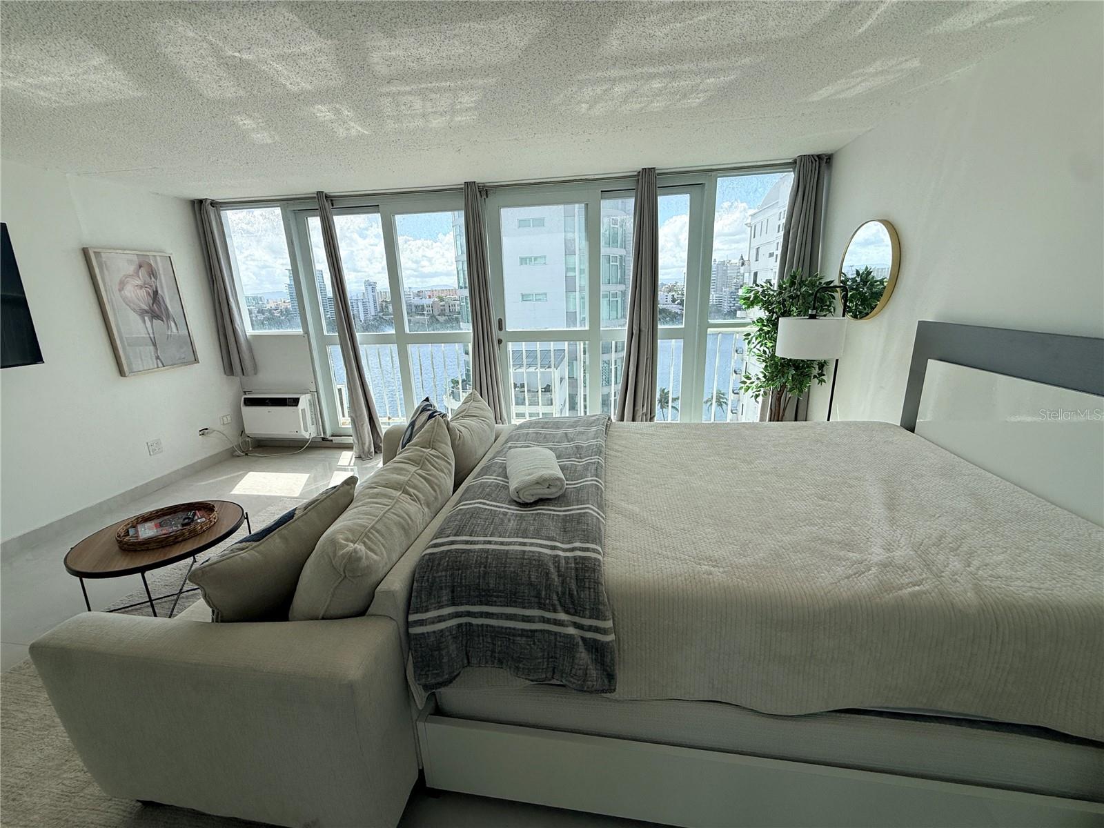 1035 ASHFORD AVE #1108