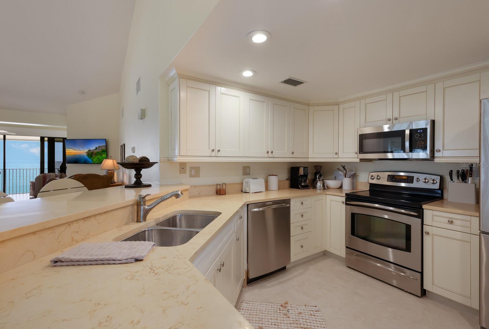 5000 GASPARILLA RD #32B