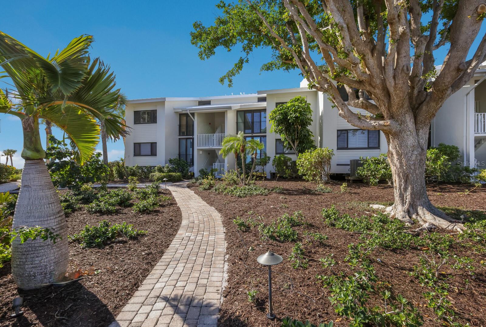 5000 GASPARILLA RD #32B