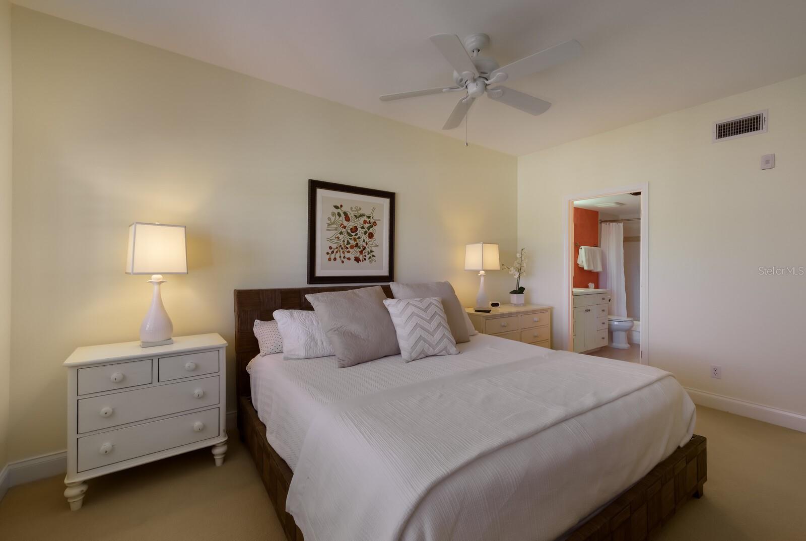 5000 GASPARILLA RD #32B