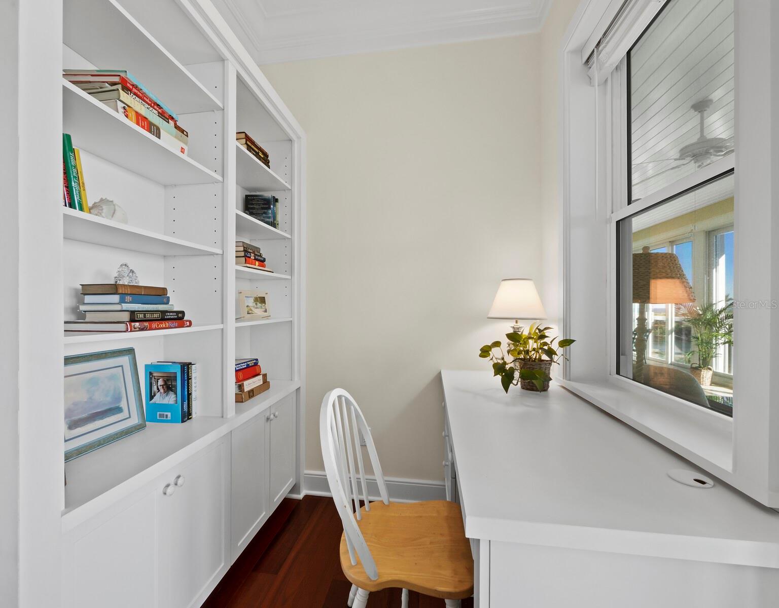 1600 JEAN LAFITTE DR