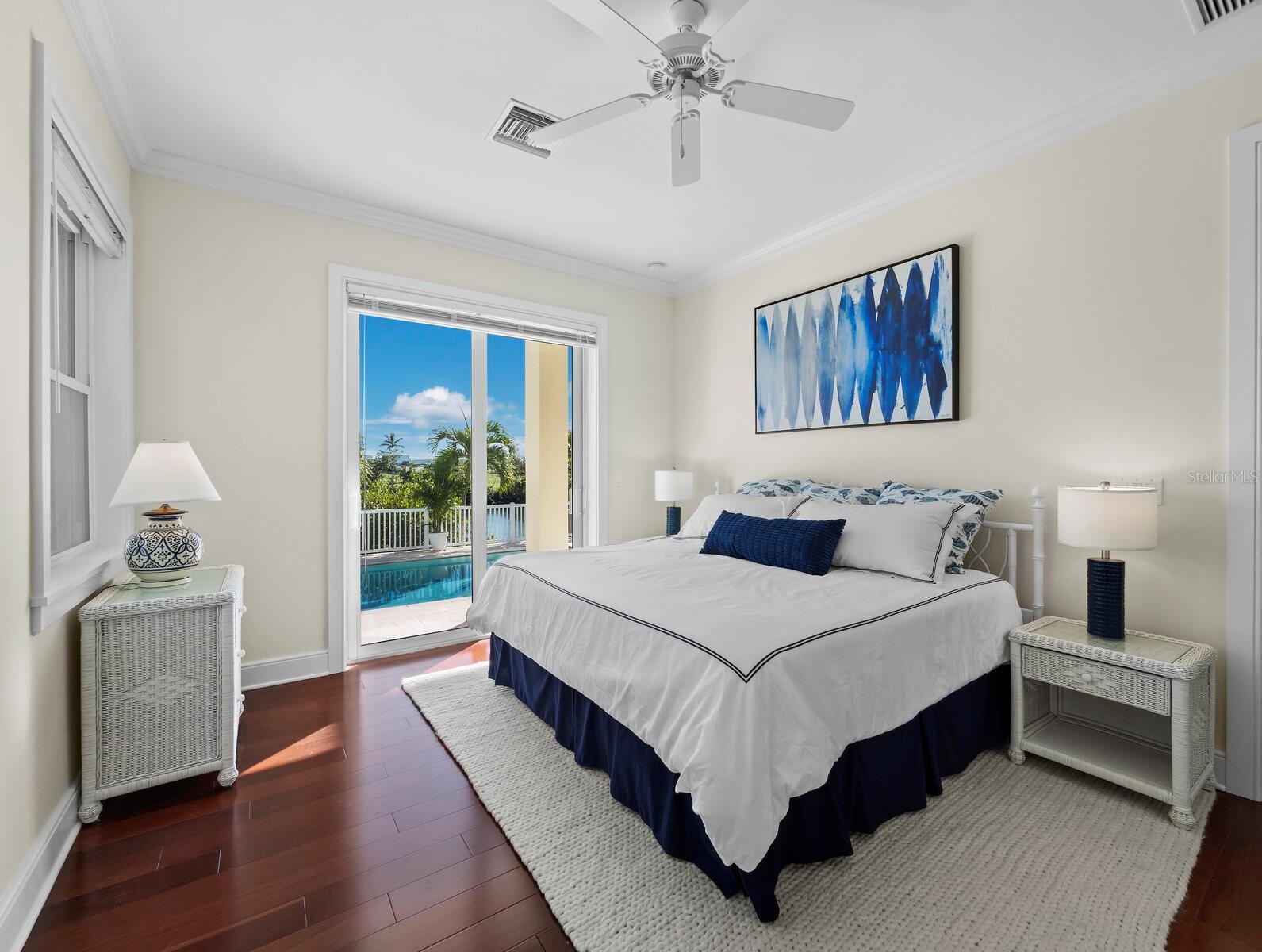 1600 JEAN LAFITTE DR