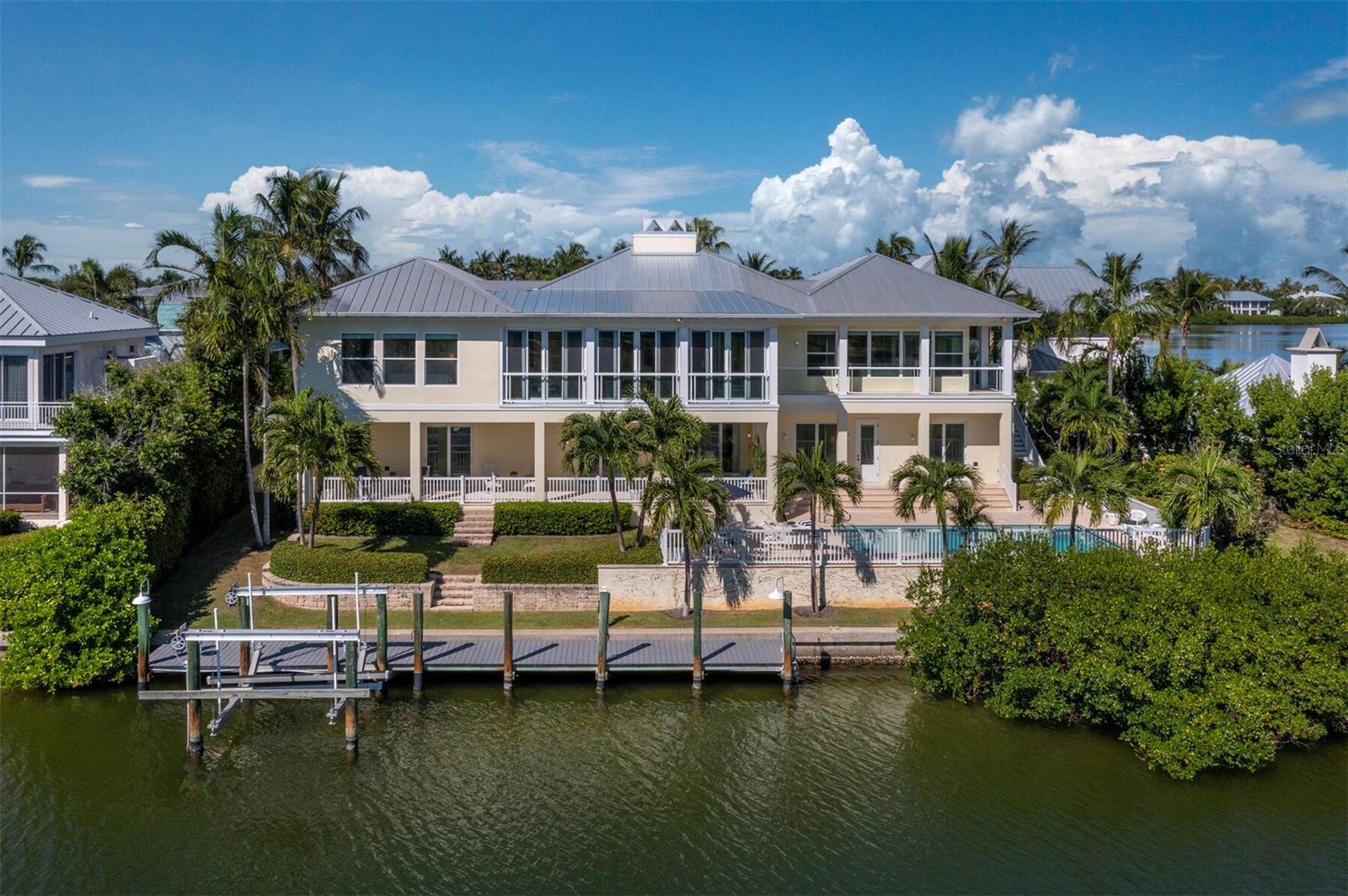 1600 JEAN LAFITTE DR