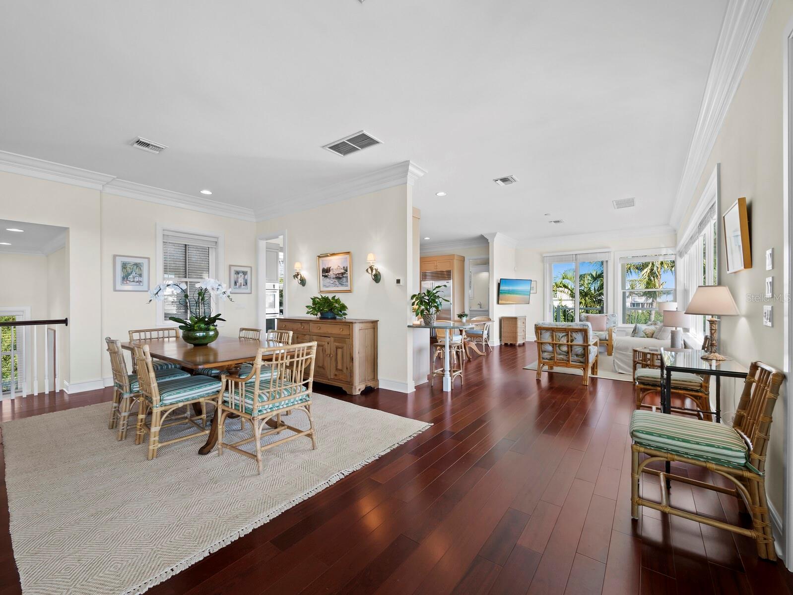 1600 JEAN LAFITTE DR