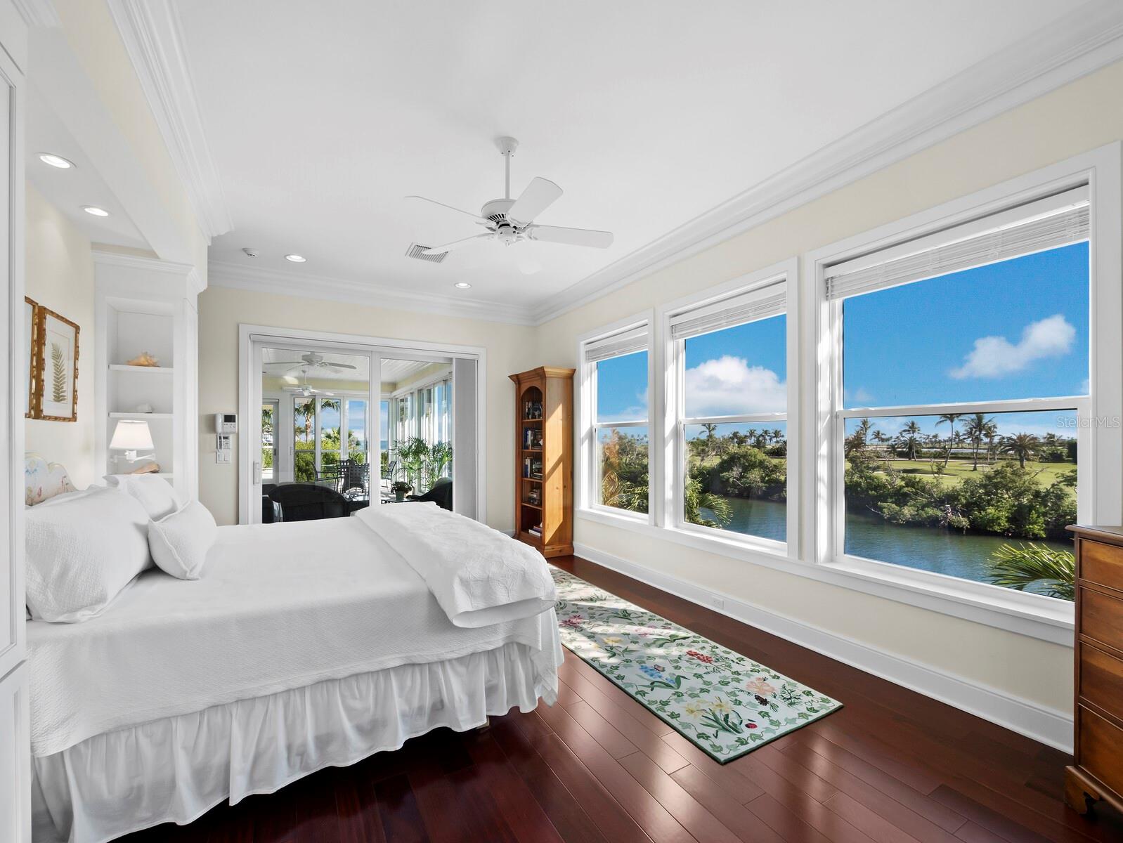 1600 JEAN LAFITTE DR