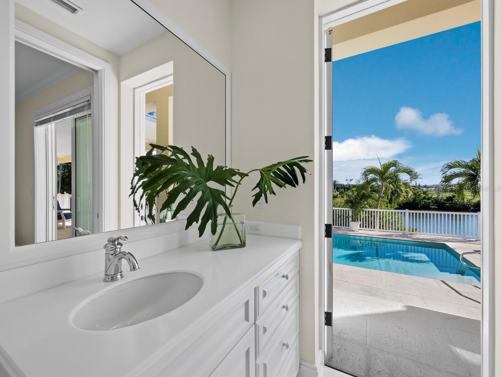 1600 JEAN LAFITTE DR