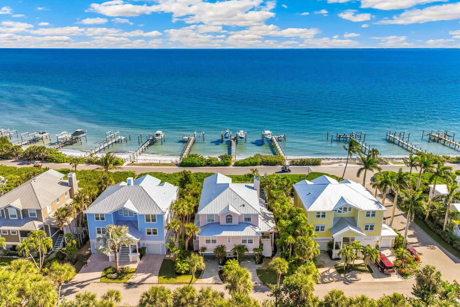 549 BUTTONWOOD BAY DR