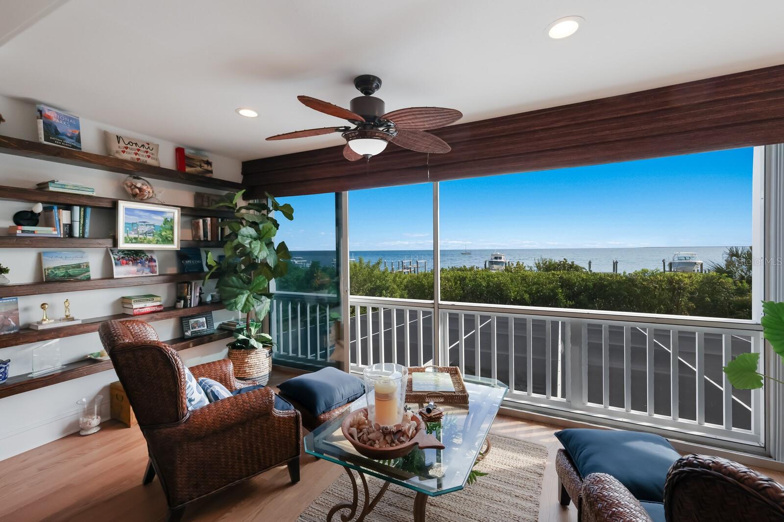 549 BUTTONWOOD BAY DR