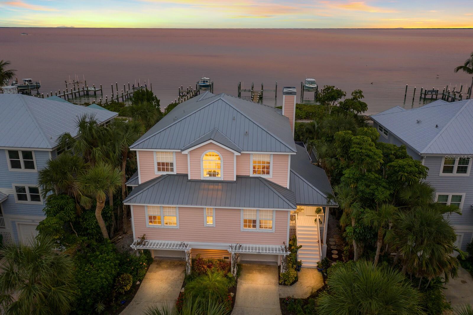 549 BUTTONWOOD BAY DR