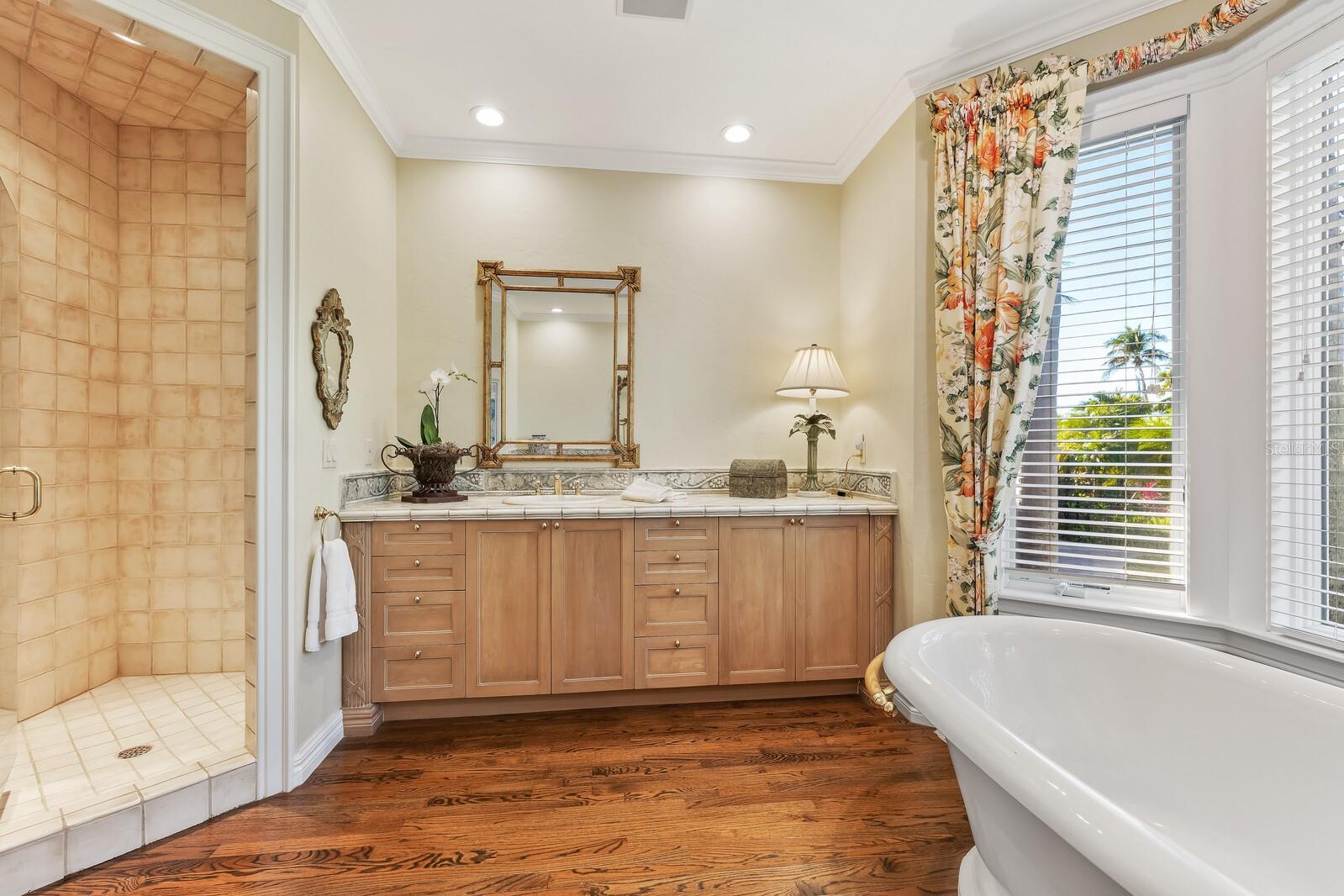 1640 JEAN LAFITTE DR
