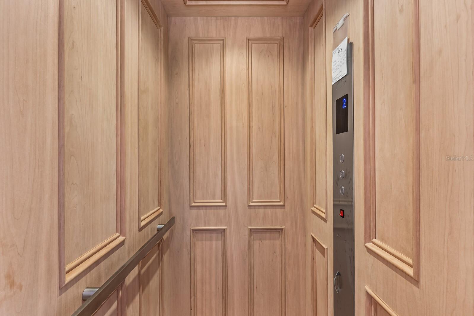 1601 JEAN LAFITTE DR