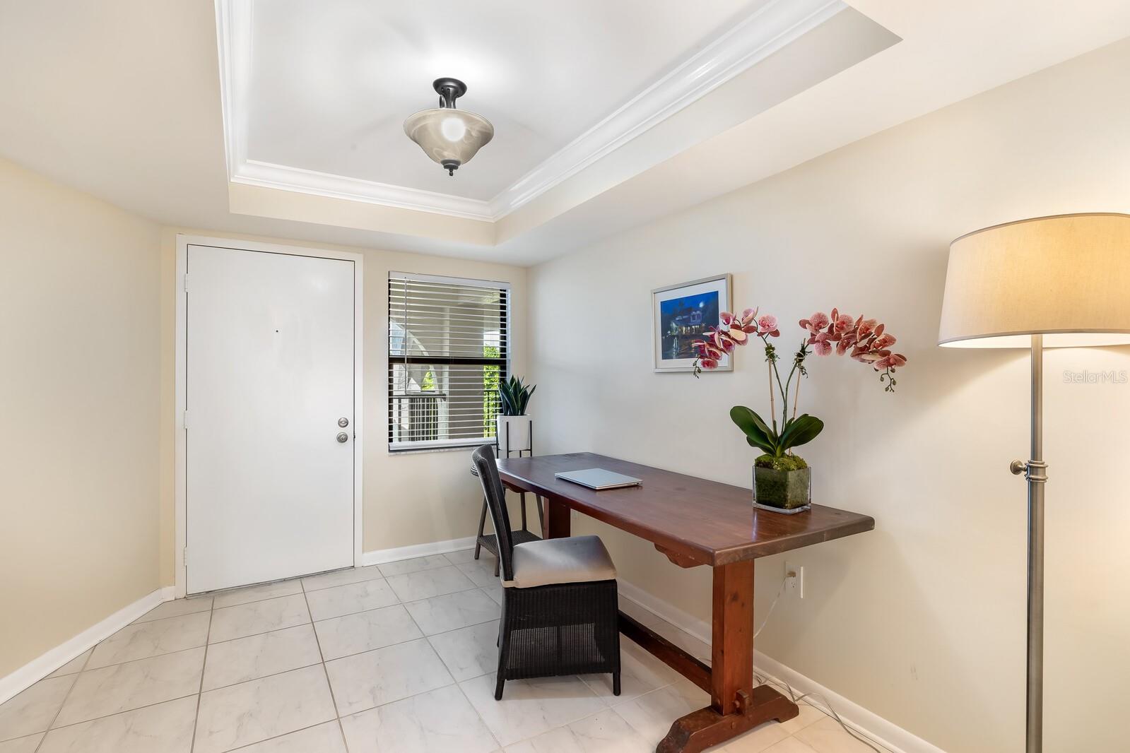 950 PALM AVE #304