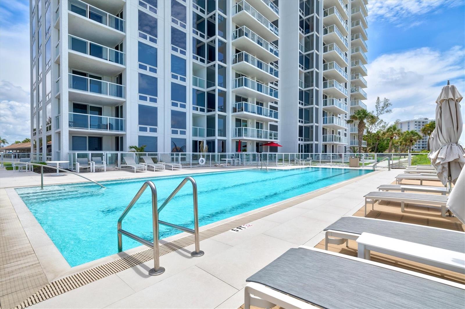2425 GULF OF MEXICO DR #10F
