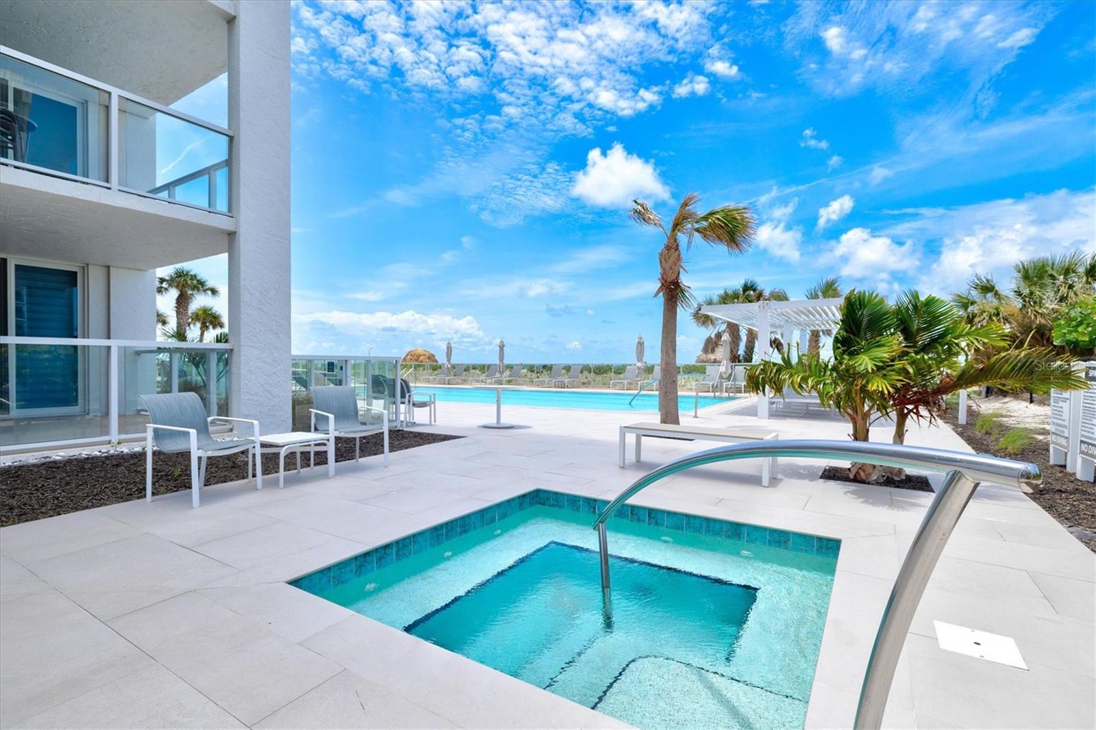 2425 GULF OF MEXICO DR #10F