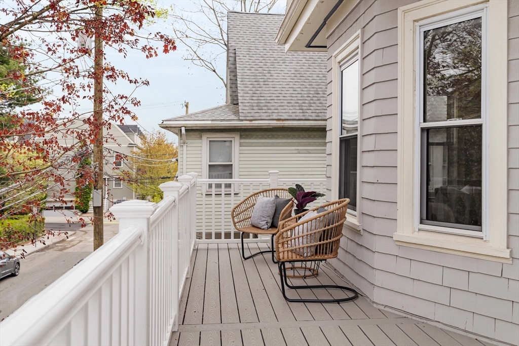 6 Oakland Avenue # 2