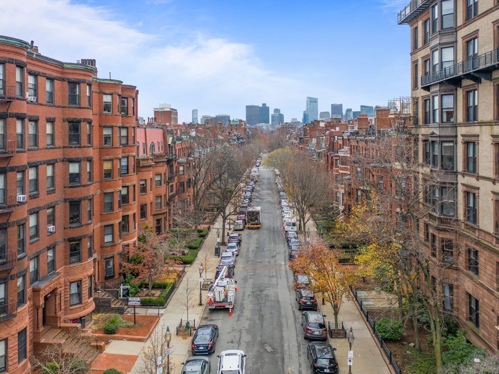 394 Marlborough Street # 9