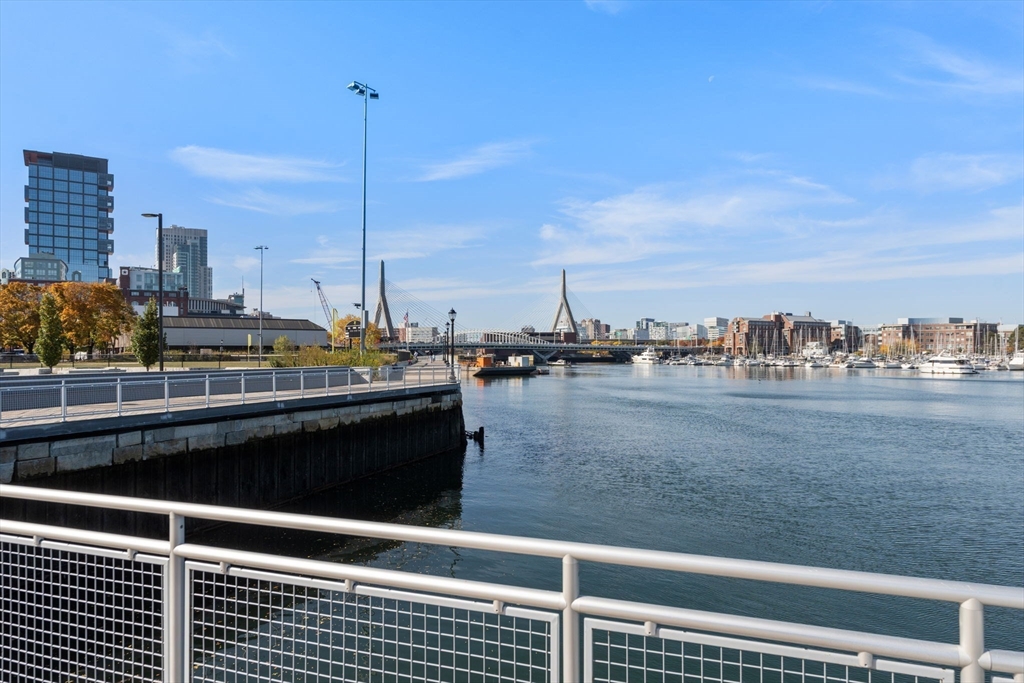 16 Foster Street # 9