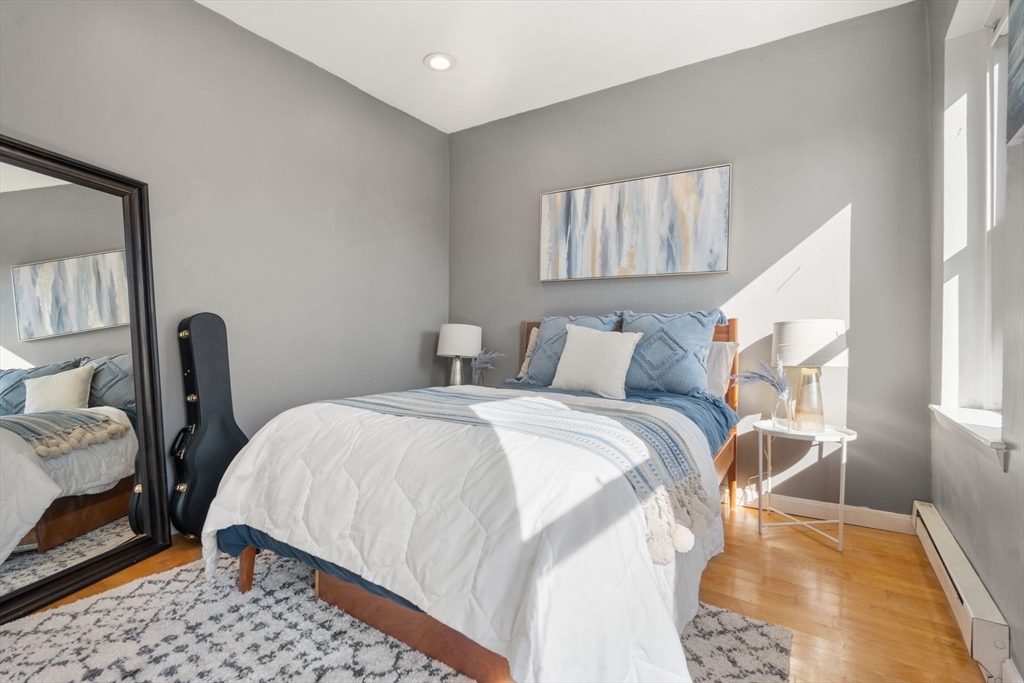 16 Foster Street # 9