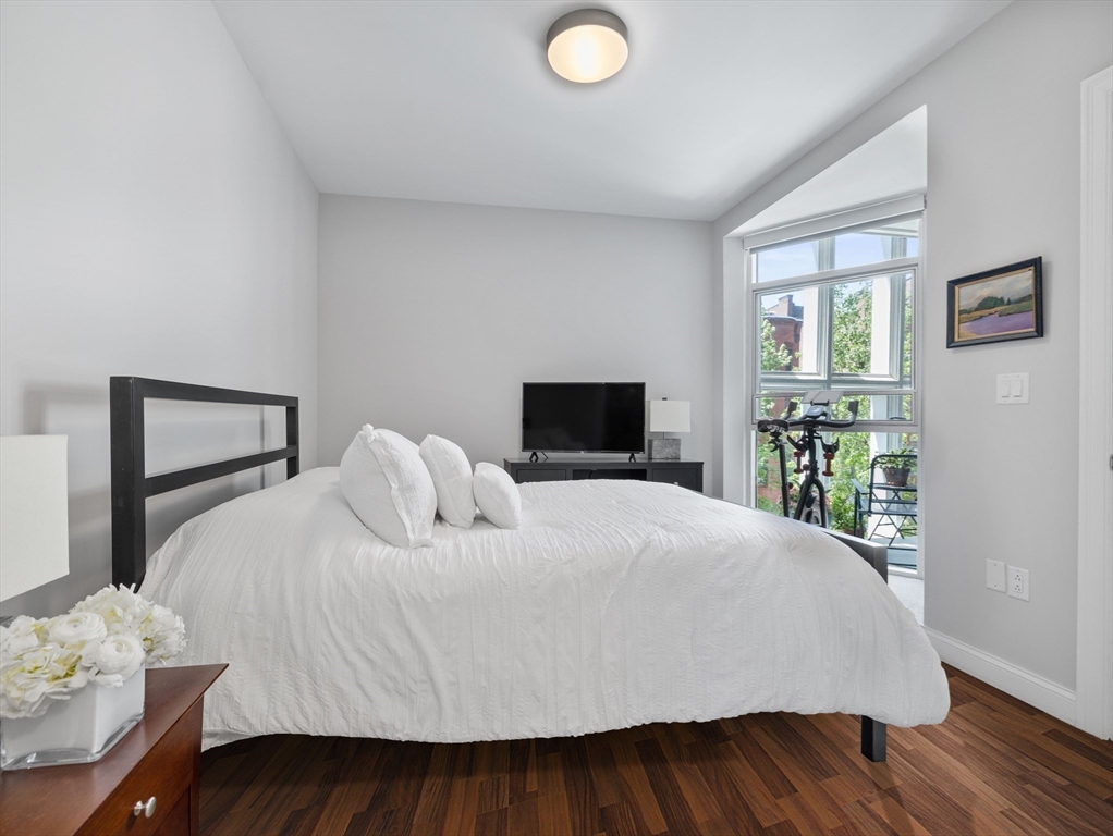 771 Harrison Ave # 308